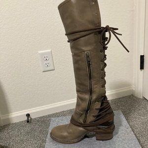 Freebird Tall boots- Coal, size 8